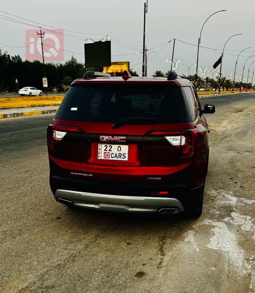 GMC Acadia